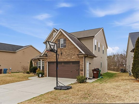 3rd image of 512 Paul Pope Rd