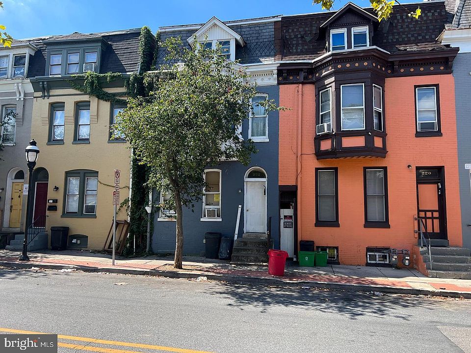 2nd image of 659 W King S Pine 424 E Walnut #222-574