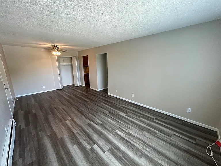 2107 Blairs Ferry Rd NE #2 — Photo 2