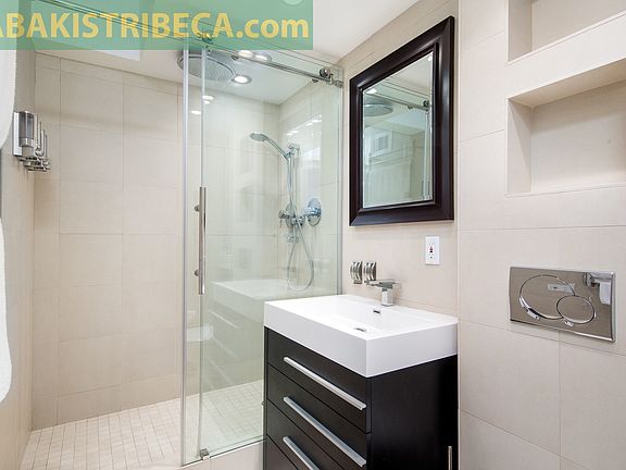 5th image of 33 Greenwich Ave APT 5G