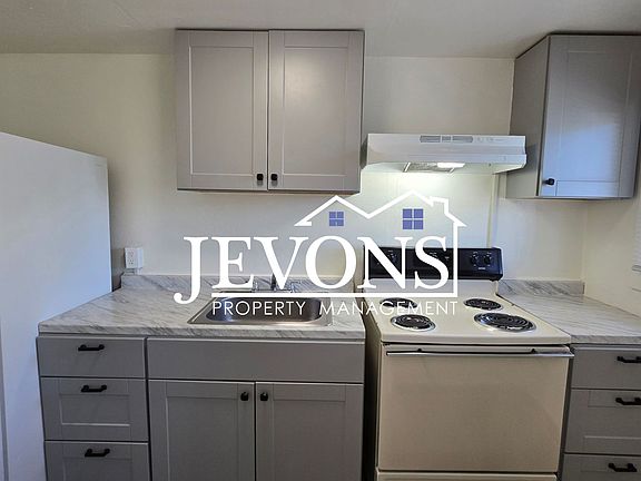 4th image of 303 S 2nd St #6