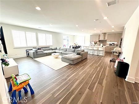 3rd image of 30339 Roebuck Ct