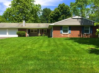 14 Marblewood Rd, Marlboro, NJ 07746