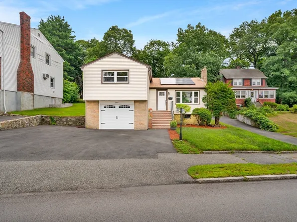 566 Main St, Stoneham, MA 02180