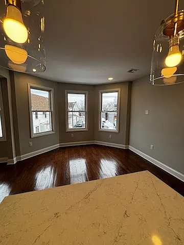 Building Photo - 579 S 12th St #1