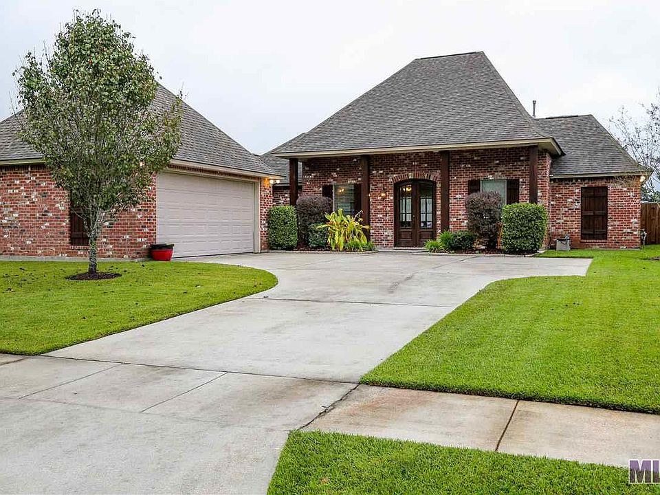 1st image of 13245 Williamsburg Dr