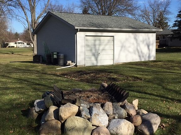 4th image of 5386 Thrush Dr