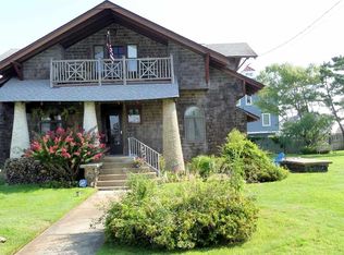 17 E Tecumseh Ave, Strathmere, NJ 08248