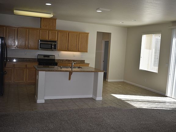 5th image of 6047 Ventura Way