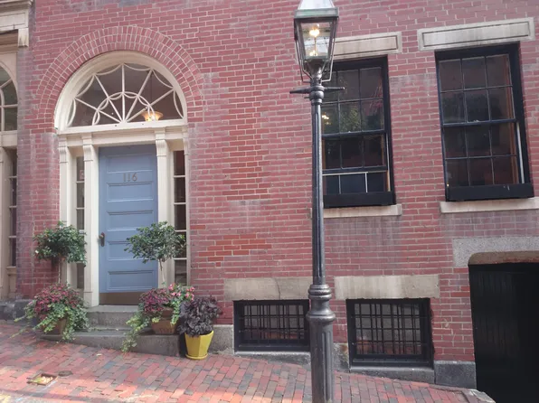 116 Myrtle St #A, Boston, MA 02114