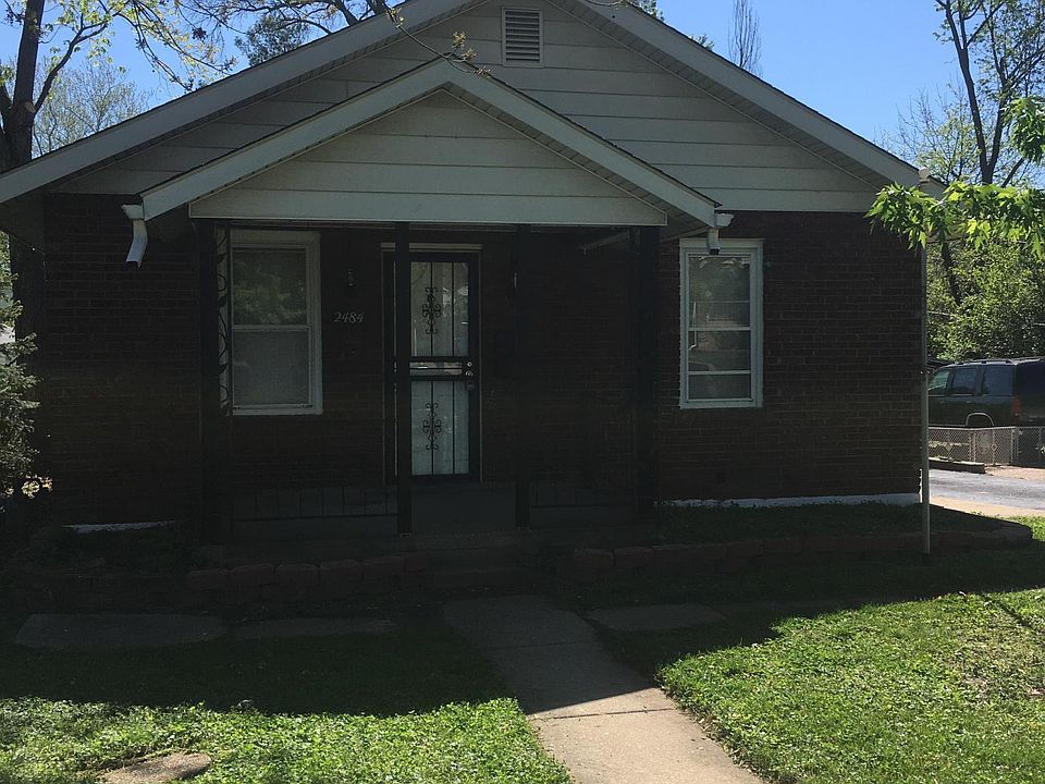 1st image of 2484 Oakland Ave