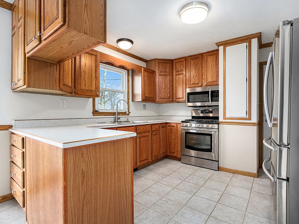 1st image of 5459 S San Martine St