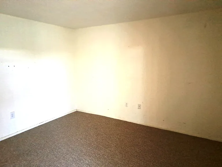 9940 47th Ave N #320 — Photo 21