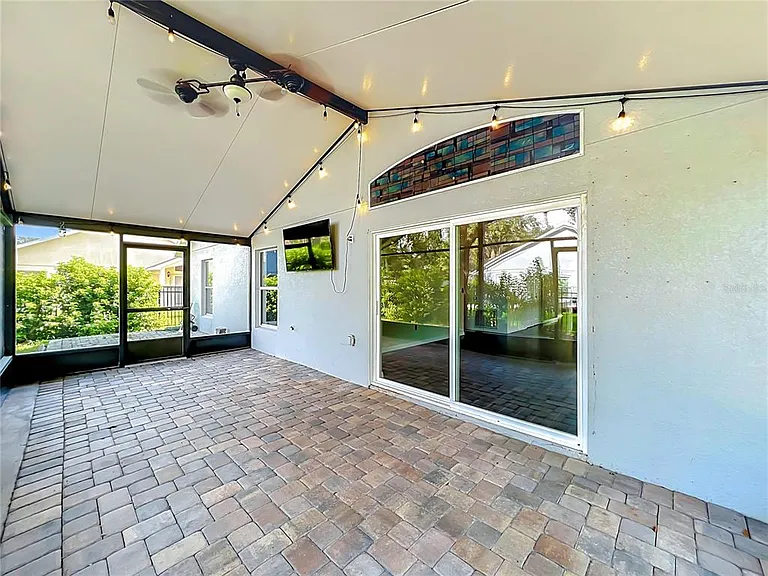 1045 Willow Branch Dr — Photo 54