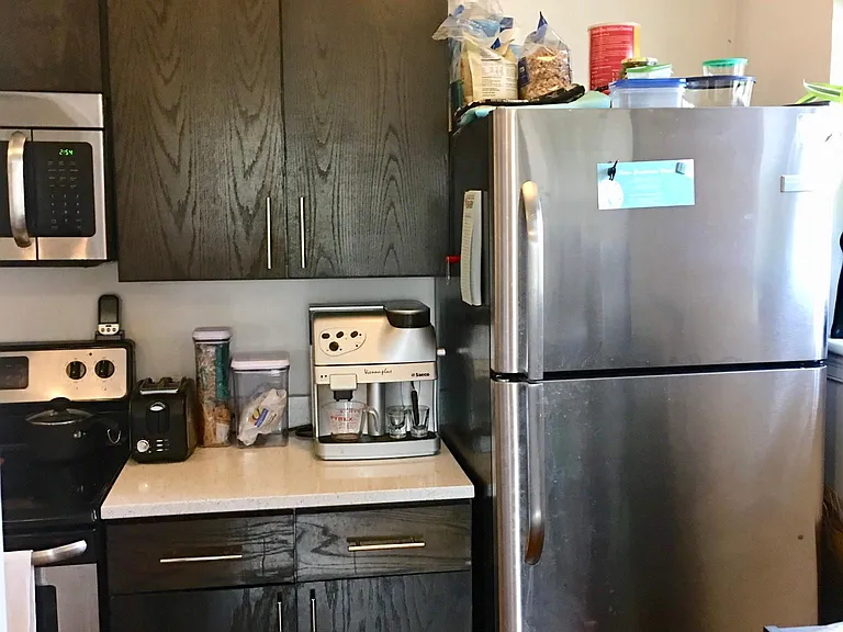 605 N Irving St #23 — Photo 16