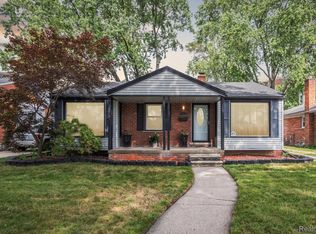 17476 Olympia St, Redford, MI 48240