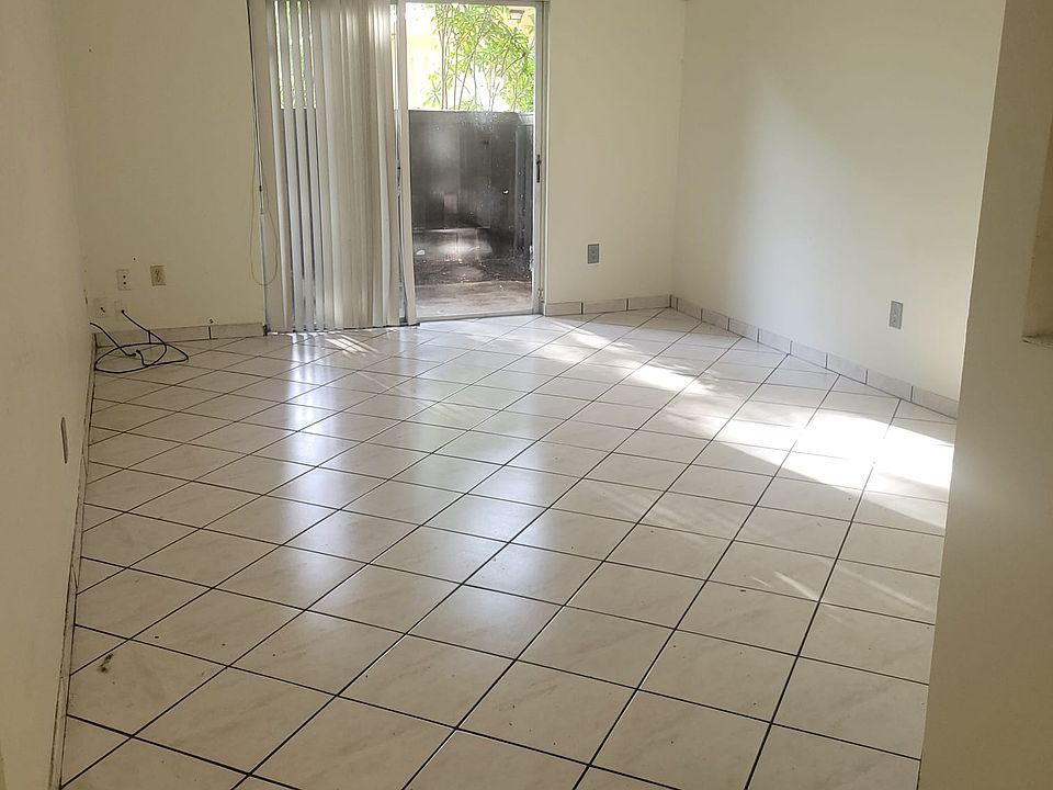 1st image of 10786 N Kendall Dr APT D11