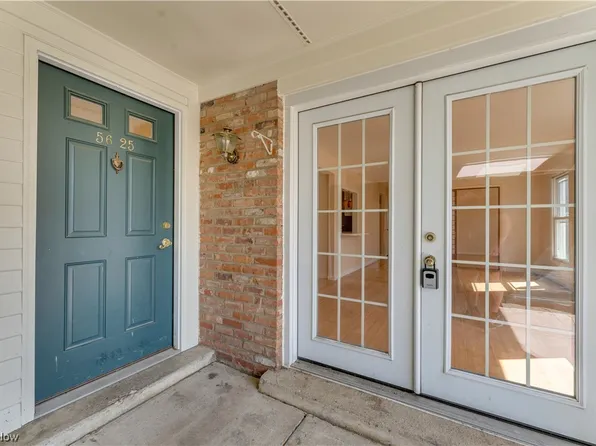 5625 Chelmsford Dr, Lyndhurst, OH 44124