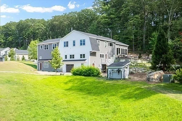 14 Norway Farms Dr #REAR — Photo 32