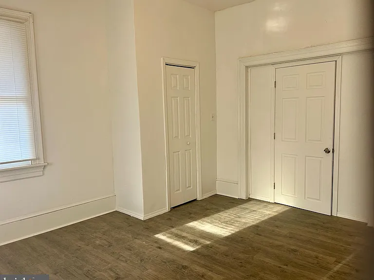 270 Grant St — Photo 5