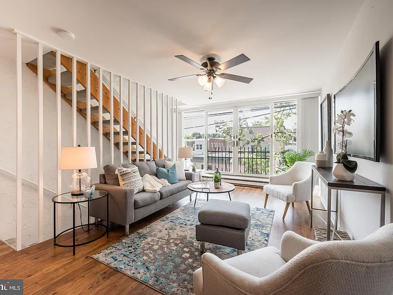 123 E Baker St #A — Photo 4