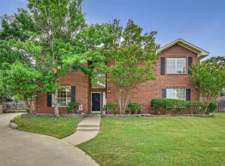 1252 Leanne Ct, Kennedale, TX 76060