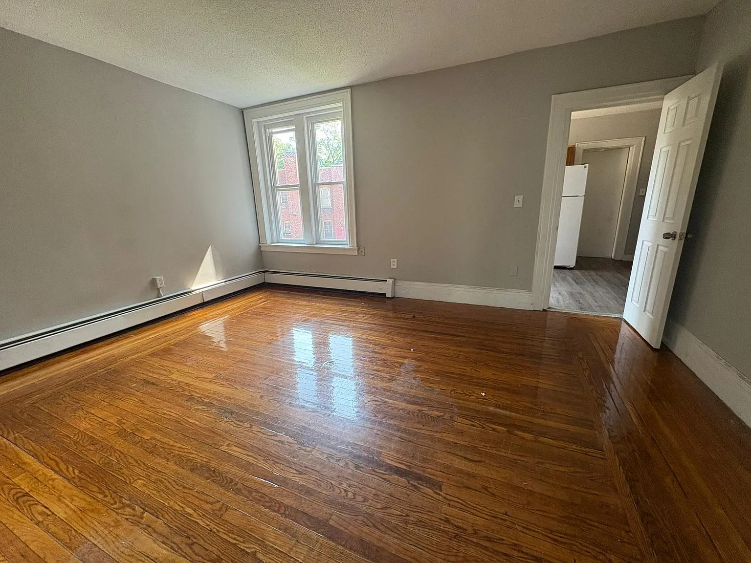 2 bed, $1,450 — Photo 4