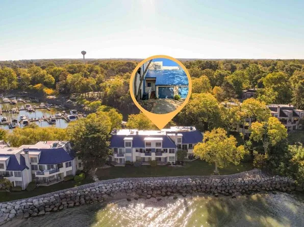 4290 Marin Blvd Unit C, Pt Clinton, OH 43452