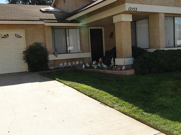 2nd image of 17152 Village 17 #17