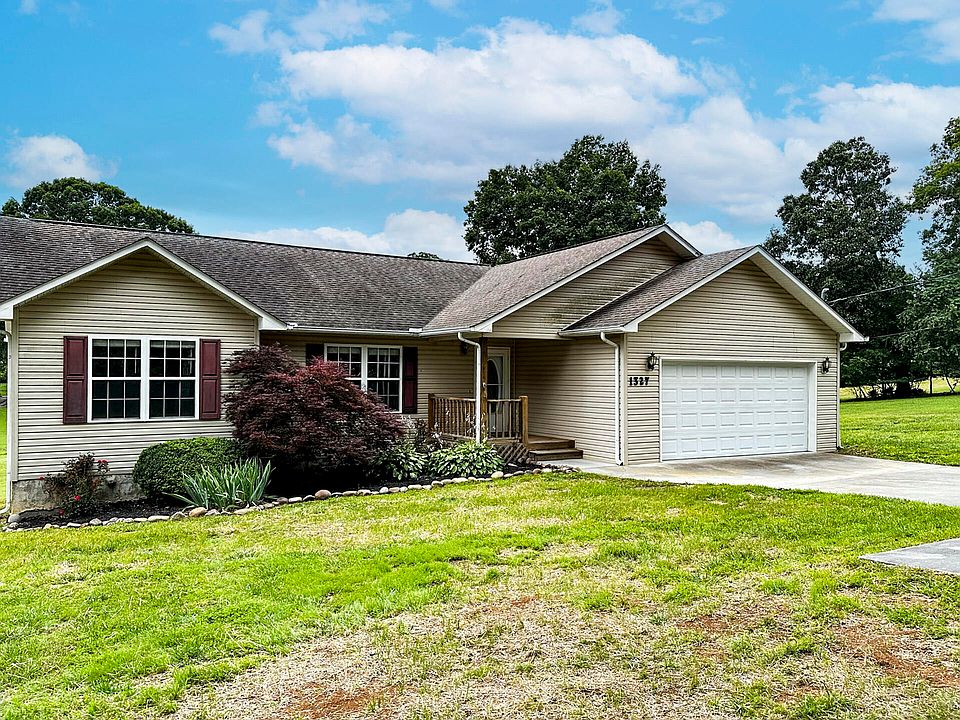 1327 Old Chisholm Trl, Dandridge, TN 37725 Zillow