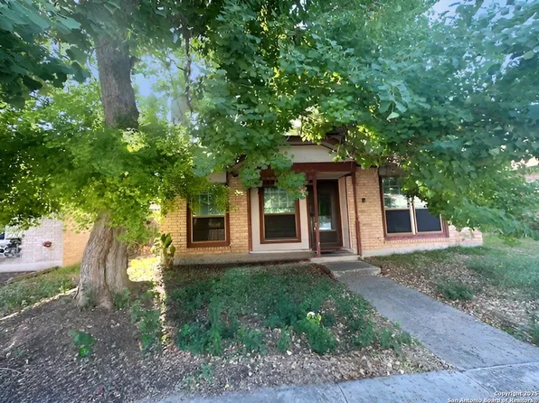 731 Garden Meadow, Universal City, TX 78148