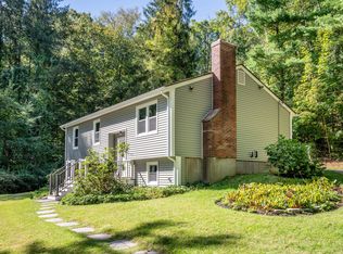 48 Flanders Rd, East Hampton, CT 06424