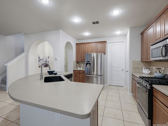 5th image of 4122 WOODBRIDGE WAY