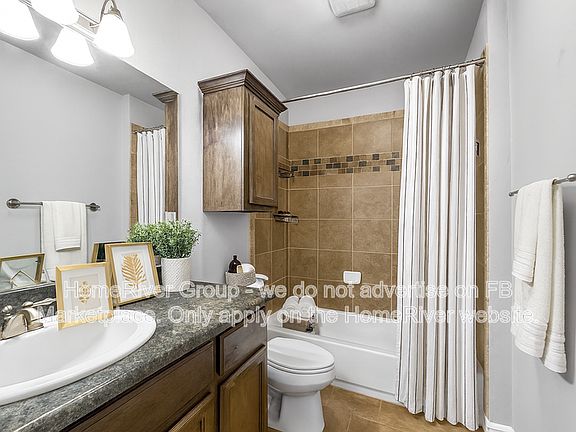 5th image of 926 SW 92nd St