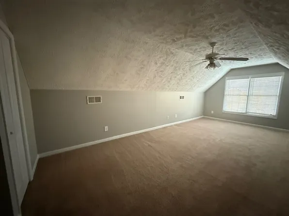 8420 Deertrot Dr, Fayetteville, NC 28314