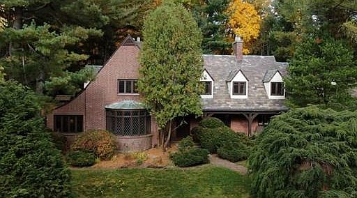 1st image of 27 Westwood Dr