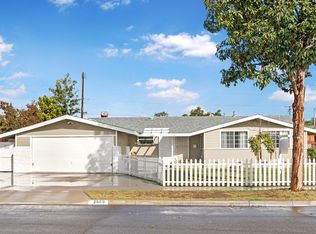 2609 W Palais Rd, Anaheim, CA 92804