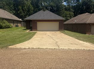 130 Markia Dr, Ruston, LA 71270
