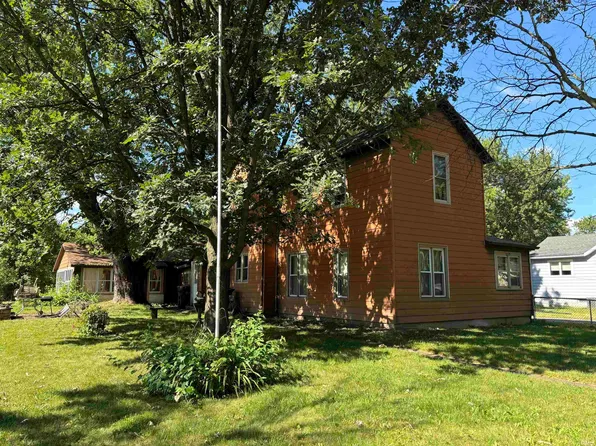 1319 W King St, Garrett, IN 46738