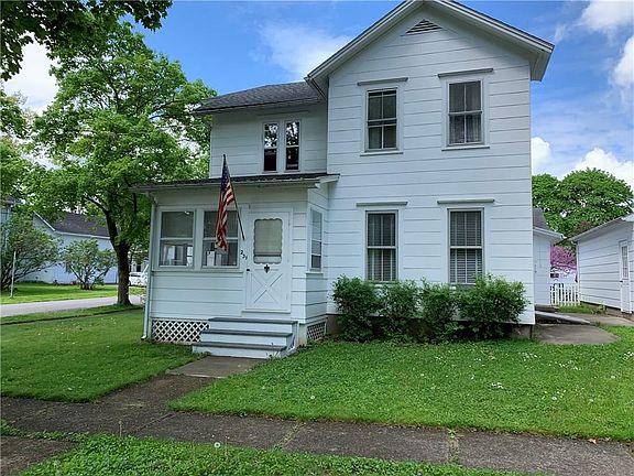 3rd image of 231 Liberty St