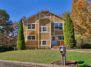 88 International Village Dr, Helen, GA 30545