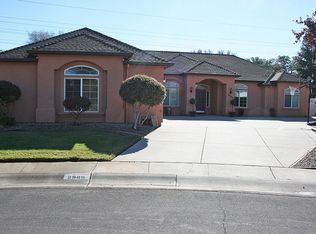 2989 Smith River Dr, Redding, CA 96002