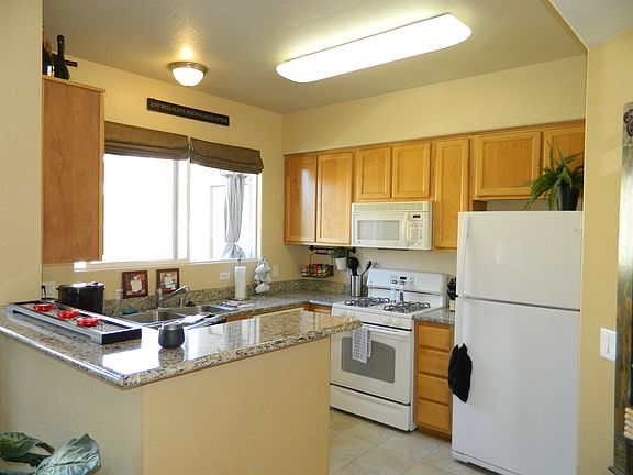 3rd image of 1400 Moon Cir Unit 1421