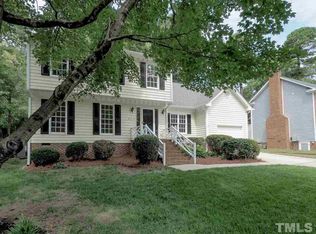 6001 Bramblewood Dr, Raleigh, NC 27612