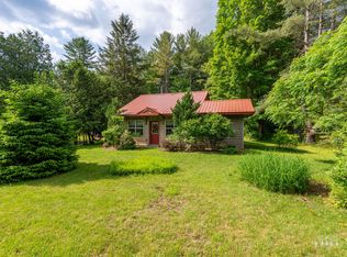 29 Roscoe Rd, Elizabethtown, NY 12932