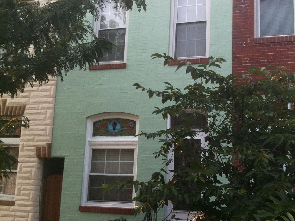 2nd image of 2234 Bank St