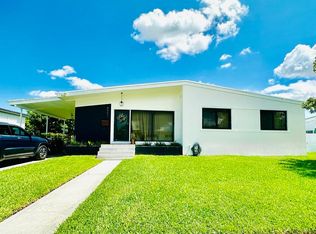 8451 SW 33rd Ter, Miami, FL 33155