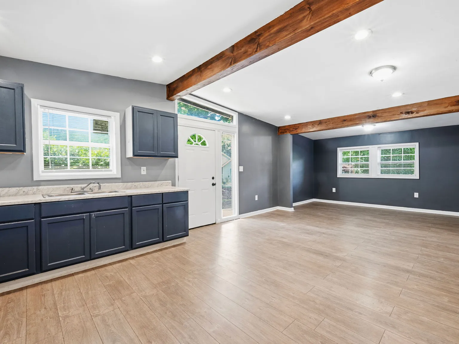 3 bed, 1052 sqft, $1,495 — Photo 4