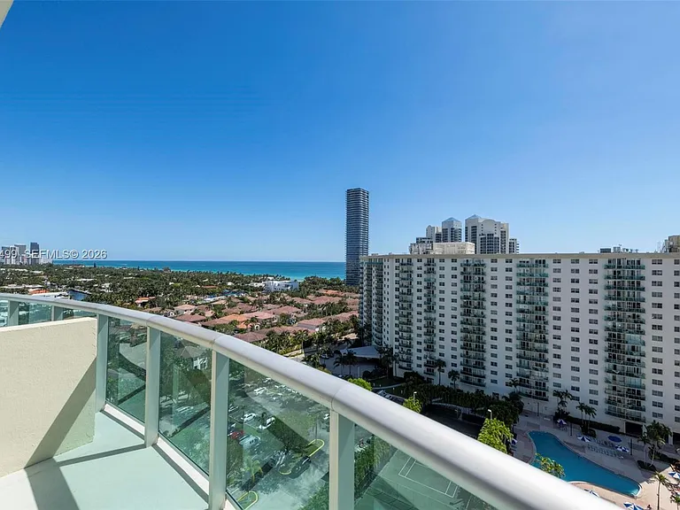 19380 Collins Ave #6 — Photo 3