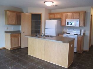 35 Arbor Ln, Farmington, MN 55024